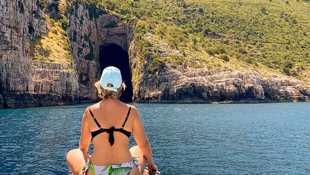 Vlore Speedboat Tour to National Marine Park Sazan-Karaburun