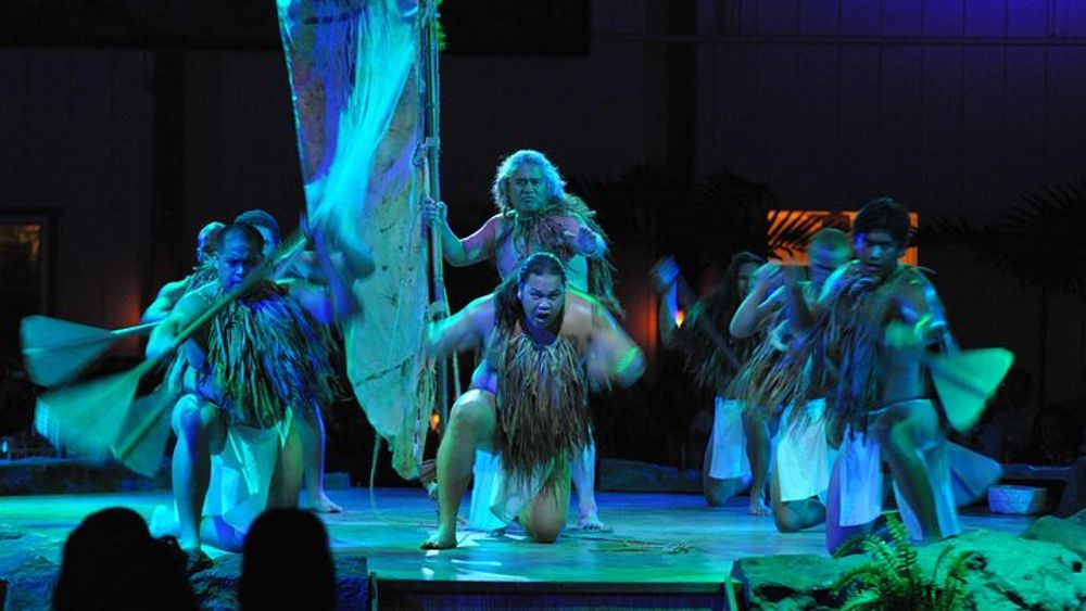 Luau Kalamaku on Kauai with Buffet Dinner & Show