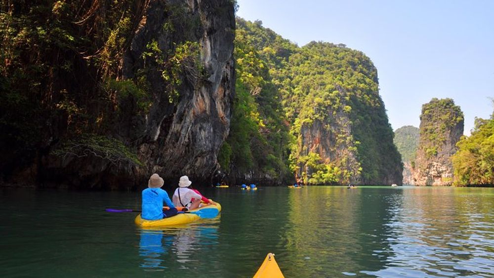 Phang Nga Bay Sea Canoe Tour with Lunch and Dinner
