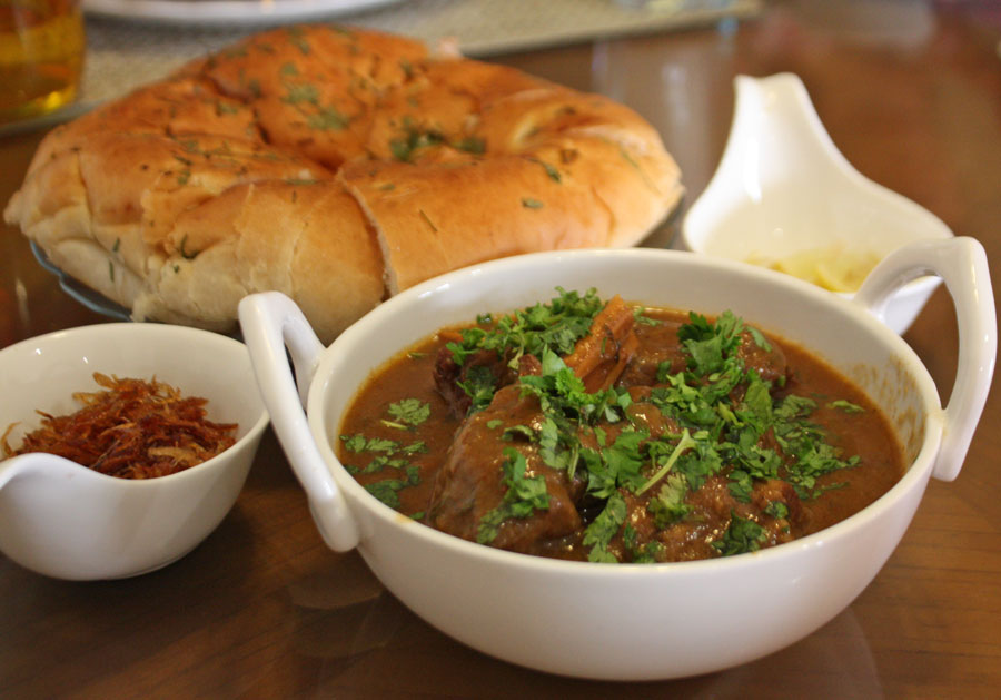Authentic Cutchi Memon Food in Mumbai