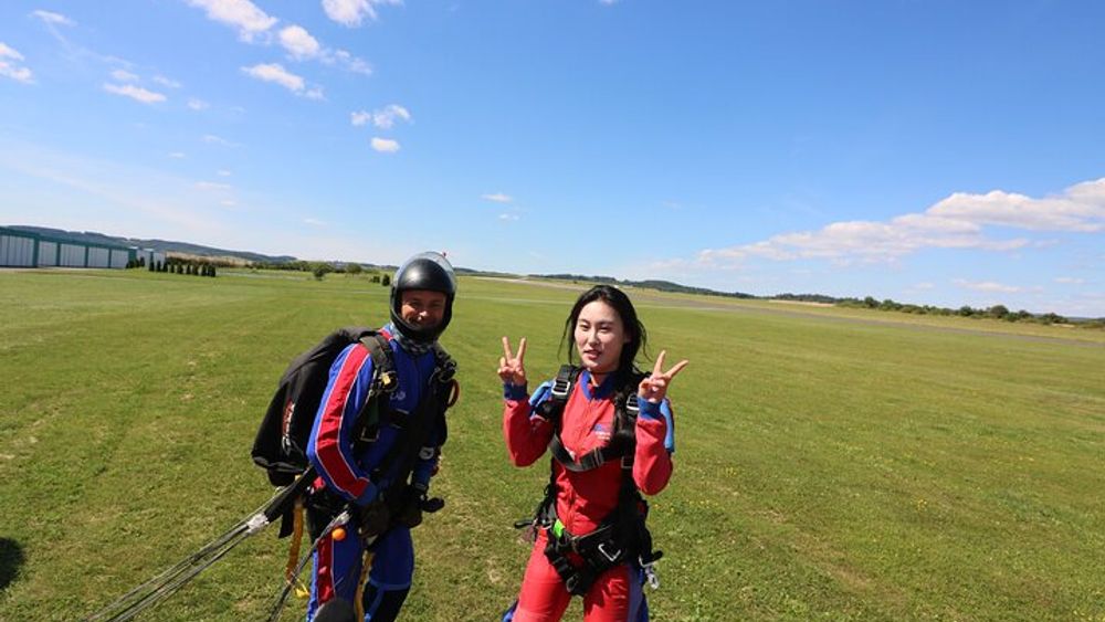 Experience Best Prague Tandem Skydiving