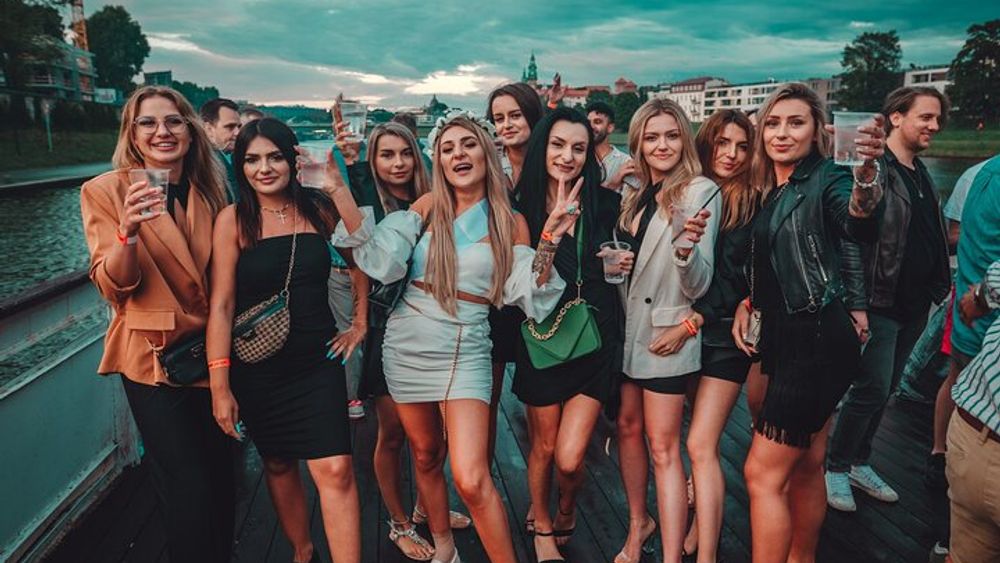 Boat Party in Wroclaw with Unlimited Drinks