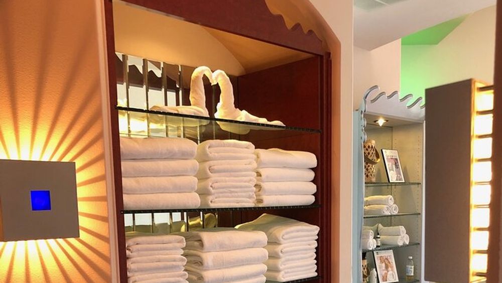 VIP 90 Minute Reflexology and Massage Combo