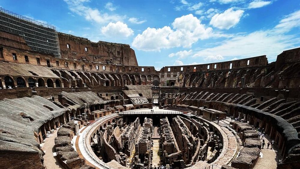 Colosseum, Palatine Hill and Roman Forum: Guided Tour with Priority Entrance