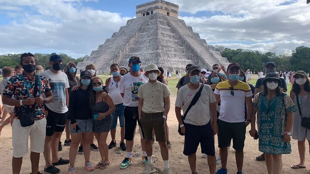Full Day Tour Chichen Itza plus Cenotes From Valladolid