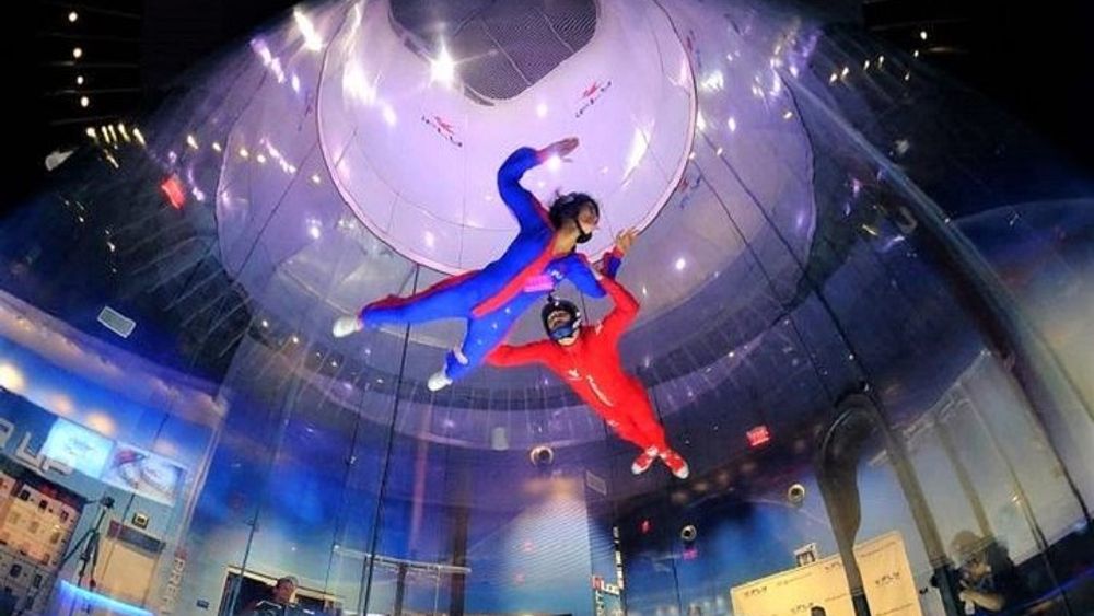 Seattle Indoor Skydiving Experience with 2 Flights & Personalized Certificate