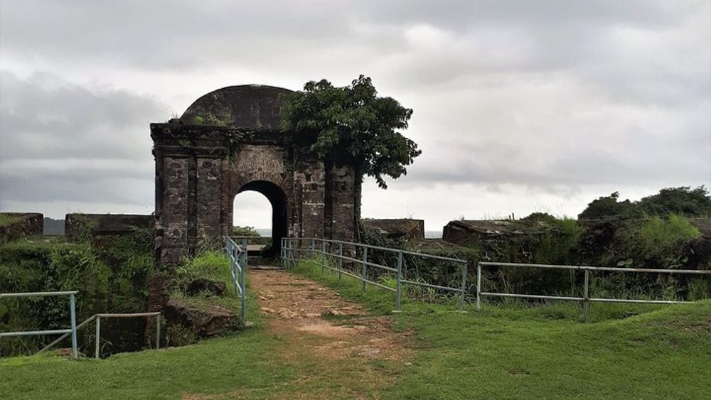 Day Tour to Panama Canal and San Lorenzo Castle