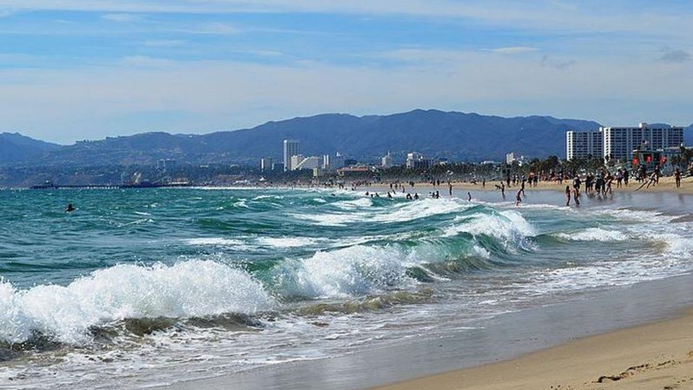 2-Hour Hollywood Bus Tour