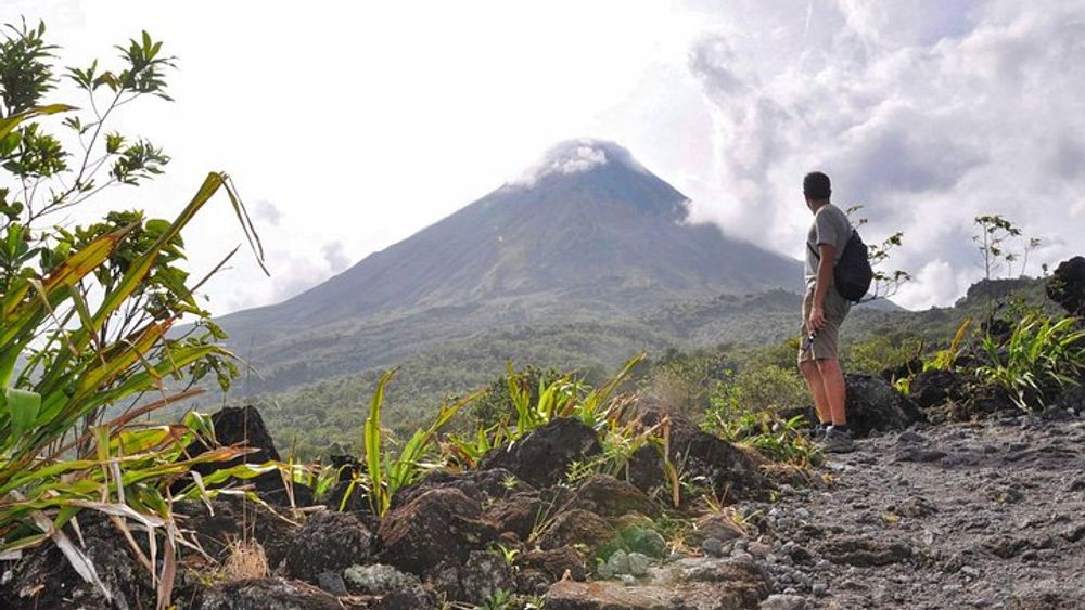 Arenal and Cerro Chato Volcano Hike in La Fortuna