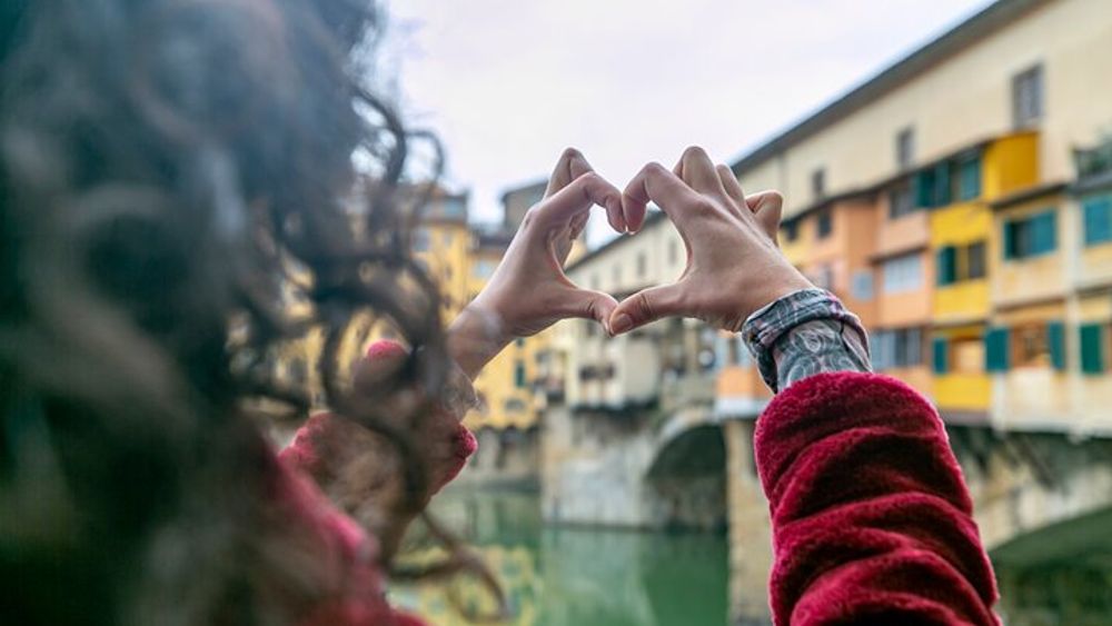 Florence by Night Guided Walking Tour:Duomo Old Bridge & All Must-See Highlights