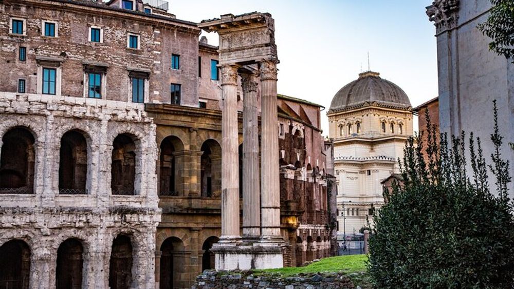 Discover the Jewish Ghetto of Rome on a Small Group Walking Tour