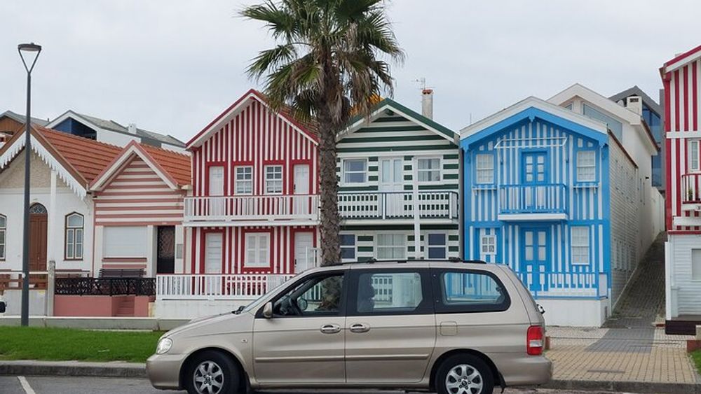 From Aveiro: Costa Nova, Barra, Vista Alegre - Half-Day Trip