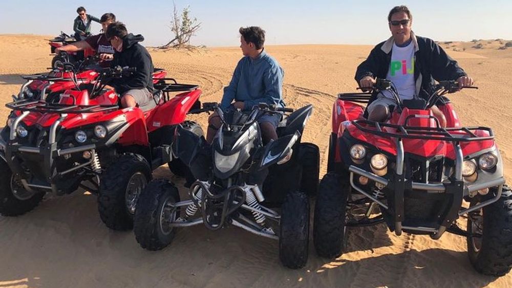 Dubai: Red Dune Quad Bike Desert Safari Adventure