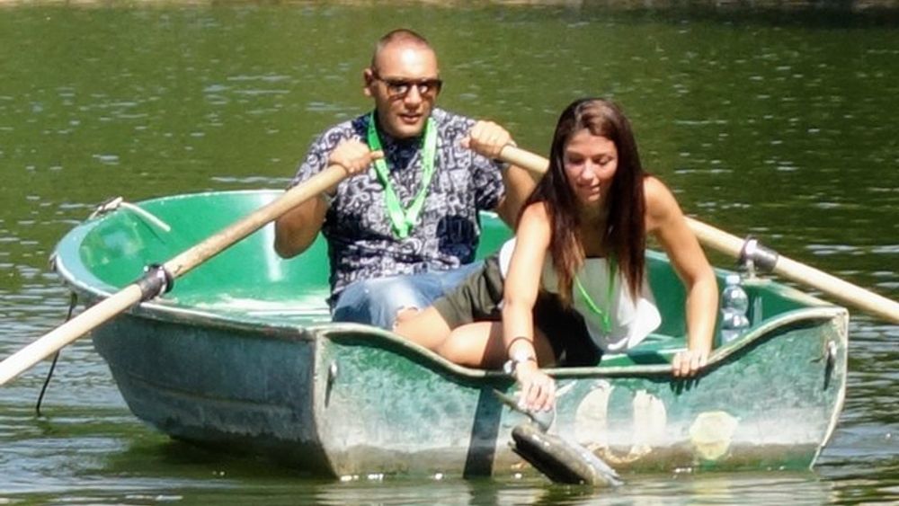 A private escape room game in Villa Borghese lake