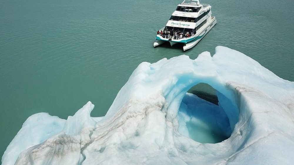 El Calafate, Argentina Full-Day Glaciers Boat Tour with Lunch
