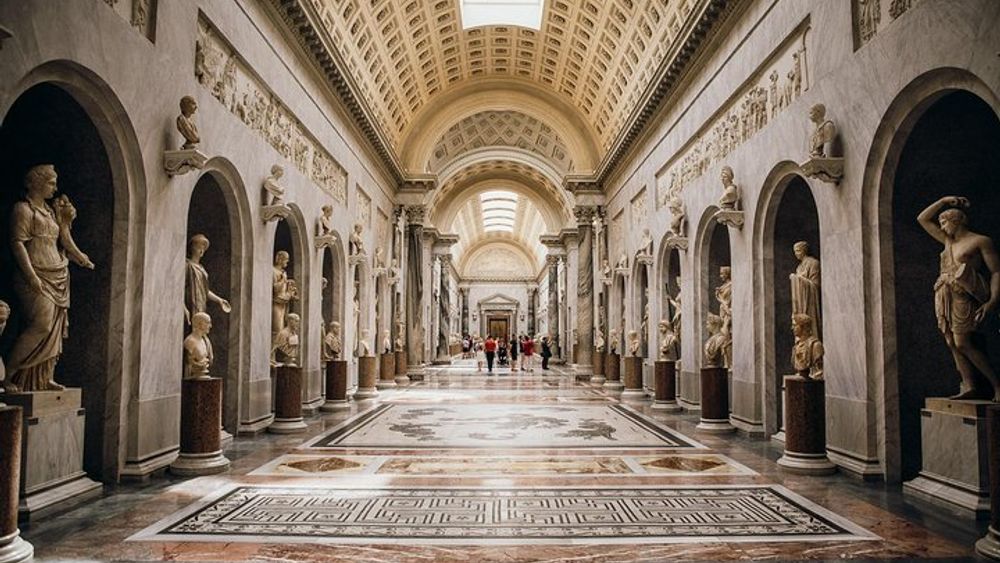 Vatican Museums and Sistine Chapel Early Entry Tour