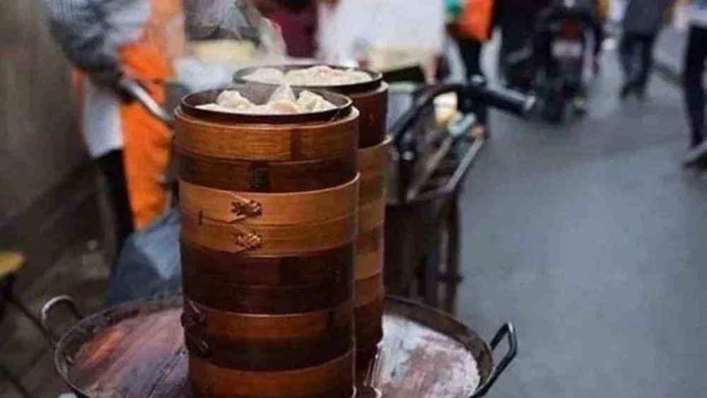 Shanghai Breakfast Walking Tour of Former French Concession