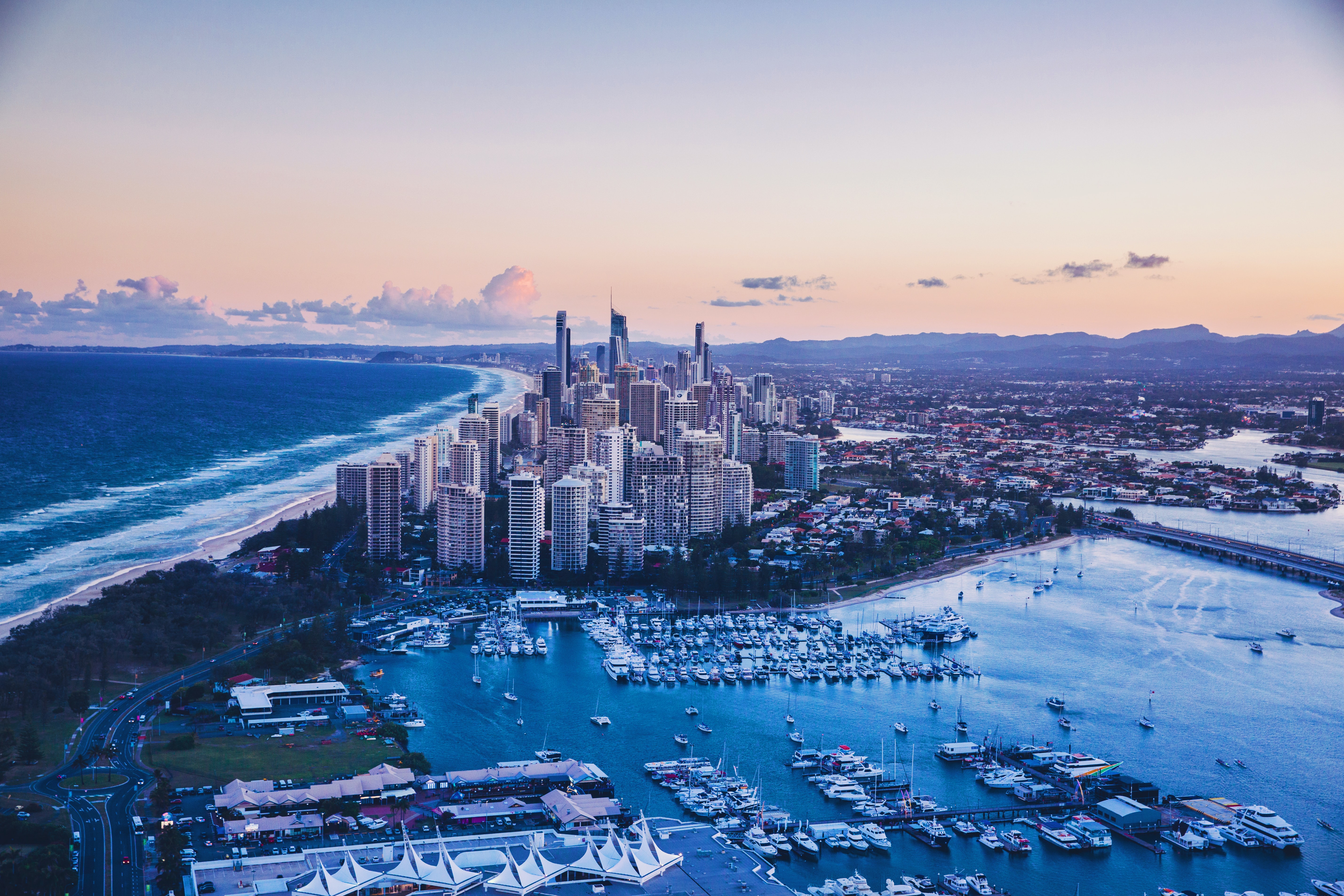 Gold Coast Romantic Getaway for 2: 1 Night Inc. Breakfast