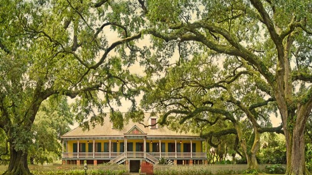 Laura Plantation Guided Tour and Transfers from New Orleans