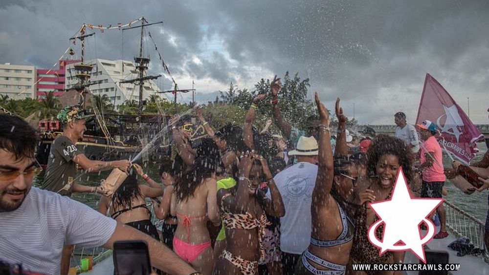 Cancun Adults Only Hip Hop Boat Party