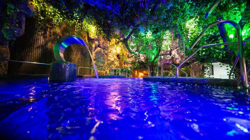 Medellín Lady's Luxe Spa: Hydrotherapy +Thematic Massage + Facial