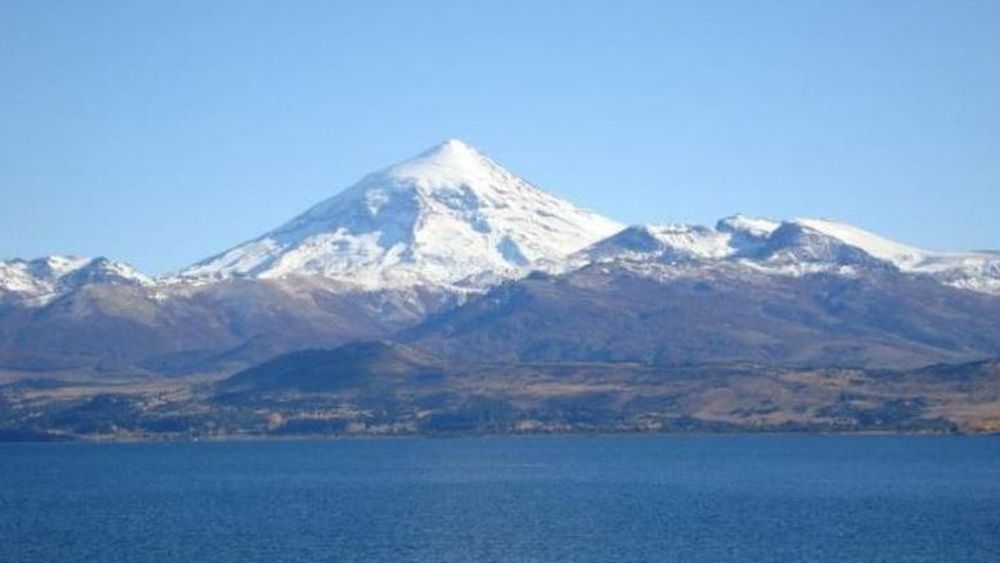 San Martin de los Andes to Lake Huechulafquen, Lanín Volcano