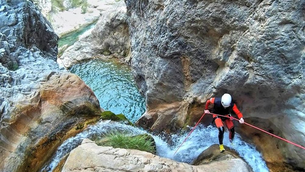 Canyoning in Andalucia: Rio Verde Canyon