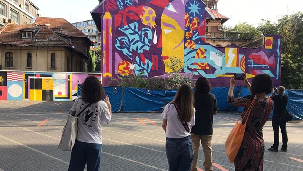 Alternative Bucharest: 2.5-3 Hours Walking tour (Small groups)