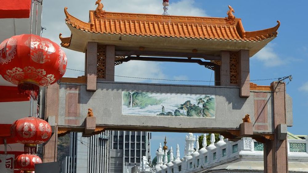 Mauritius China Town & Port-Louis Mix Food Tour