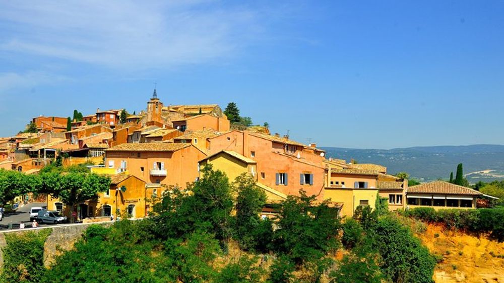 Luberon and Roussillon Small-Group Full-Day Tour from Avignon