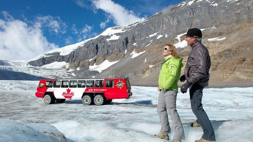 Full-Day Glacier Tour: Calgary to Columbia Icefield