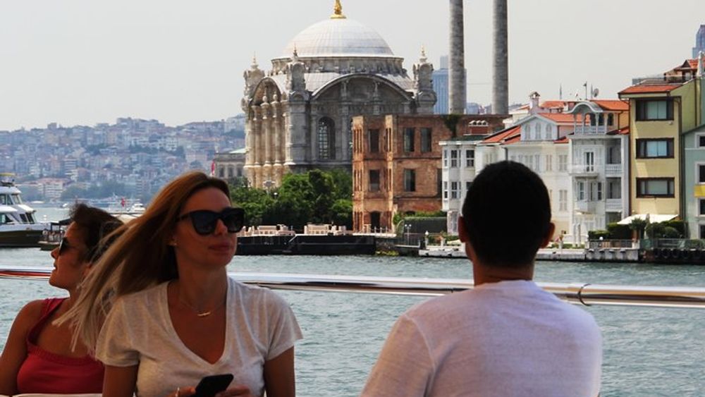 Istanbul Bosphorus Strait and Black Sea Lunch Cruise