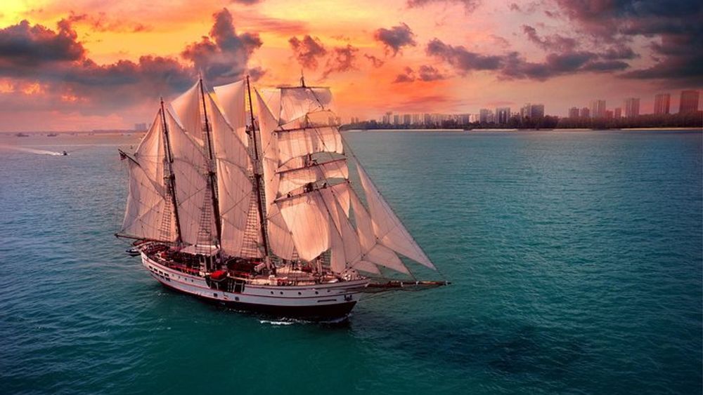 Singapore Tall Ship Sunset Sail with 3-Course Dinner