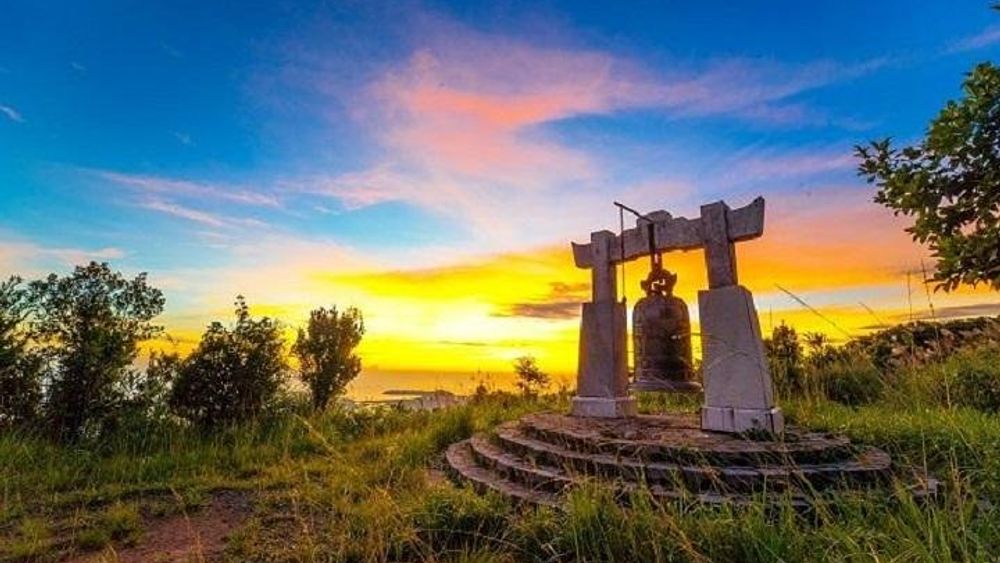 Bach Ma National Park Trekking Tour 1 Day From Hue city, Vietnam