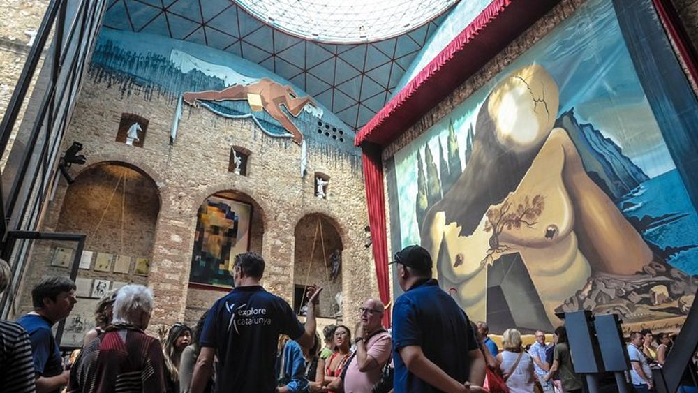 Salvador Dali Museum, Figueres, Cadaques Tour from Barcelona