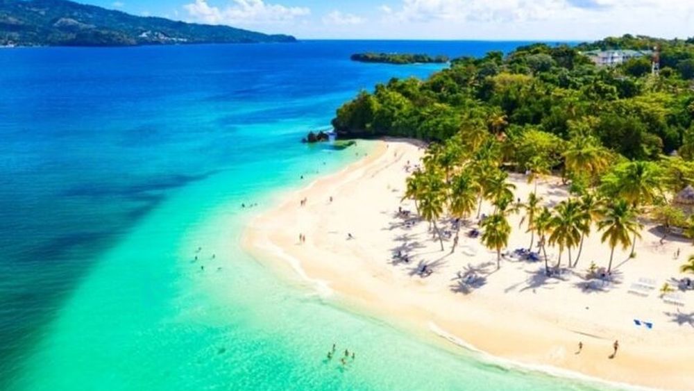 From Punta Cana: Amazing Samana Tour + Cascada El Limon