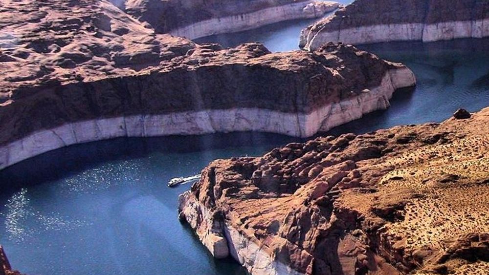 Shuttle Between Las Vegas, St George, Kanab and Page