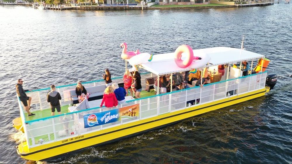 Fort Lauderdale: Party Boat, Swimming, and Sightseeing Cruise