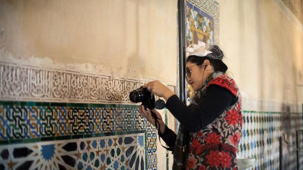 Granada, Skip-the-Line Alhambra, Albaicin Option from Seville