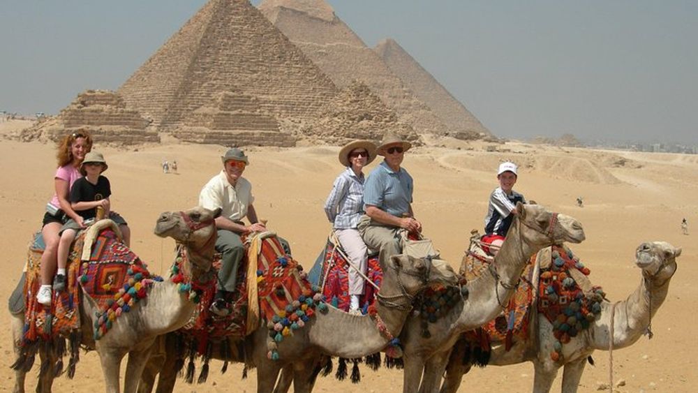 Full day tour to Giza pyramids,Sakkara pyramids&Memphis,Include Lunch&Camel ride