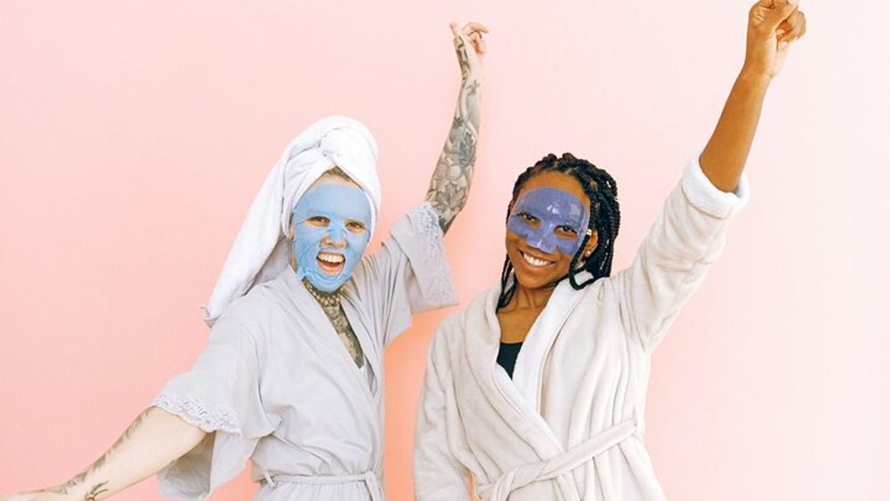Tropical Glow Massage & Facial Combo