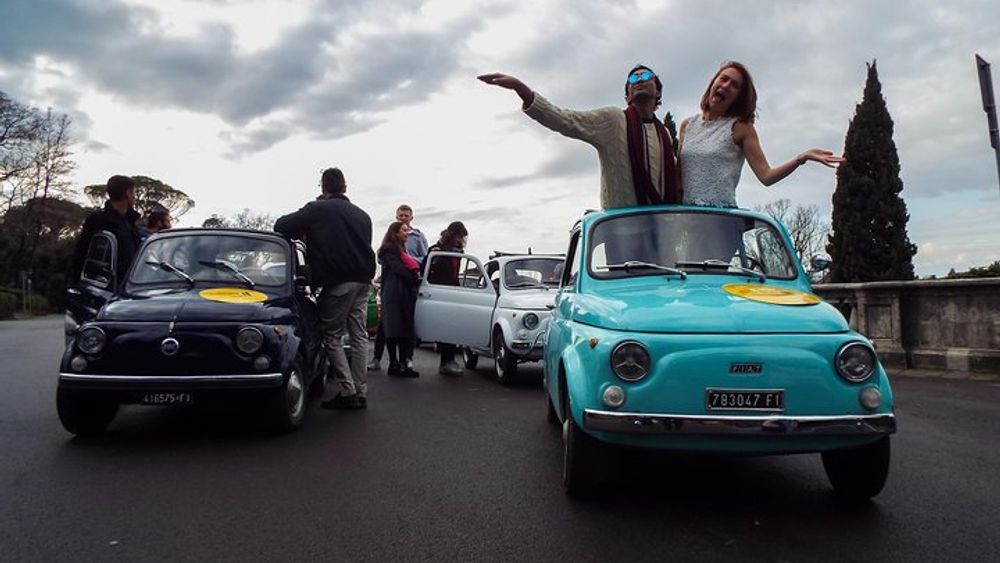 Tuscany Driving Tour via a Vintage Fiat 500 from Florence