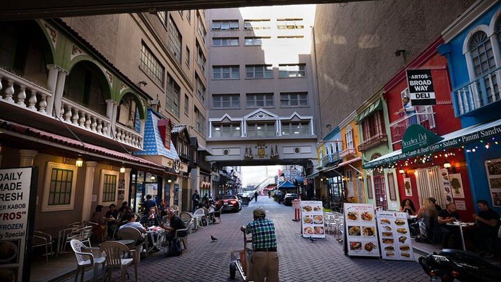 Los Angeles Food Tasting Walking Tour