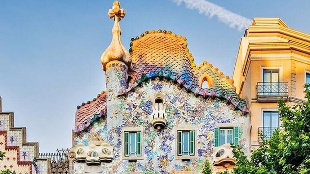 Casa Batlló Tour & Skip-the-line + Official Licensed Guide