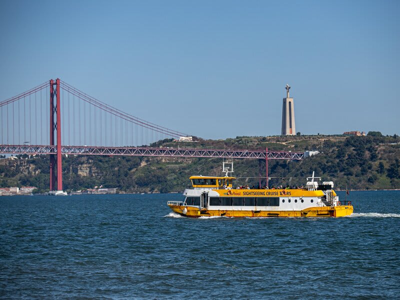Yellow Boat Tour
