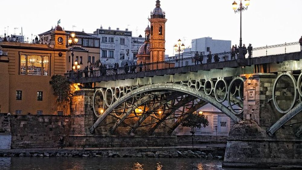 Sunset, tapas and Metropol Parasol
