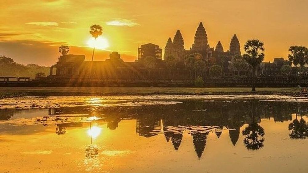 Personalised Angkor Wat Sunrise Tour by Jeep