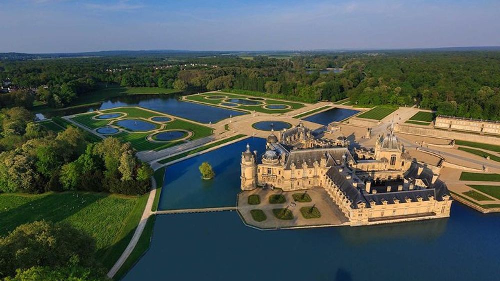 Château de Chantilly, Great Stables Tour from Paris with Meal