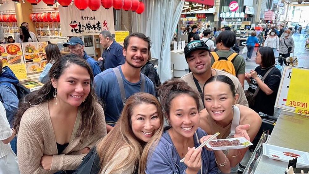 Osaka's 3Hour Local Food Walking Tour from Dotonbori to Shinsekai