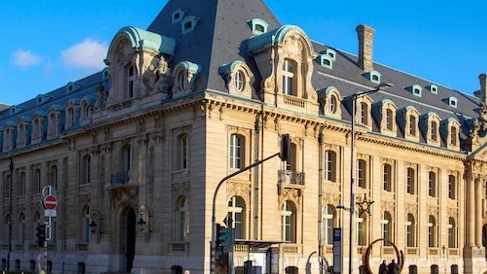 Luxembourg City: Hop-On Hop-Off City Line Bus Tour